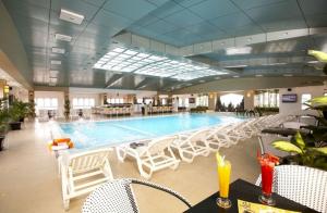 May Hotel