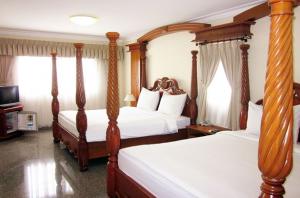 May Hotel