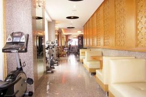May Hotel